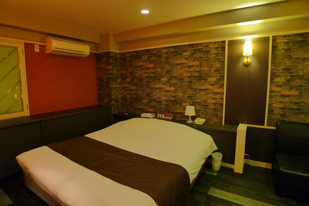 Hotel Golf III Atsugi (Adults Only) Esterno foto